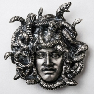 Niue Island 2019 15$ MEDUSA Amulet of Power 8oz